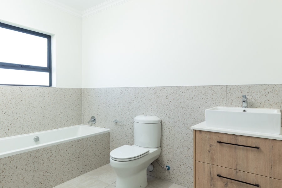 3 Bedroom Property for Sale in Laaiplek Western Cape